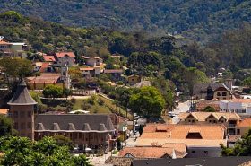 Vista aérea do centro de Santo Antônio do Pinhal