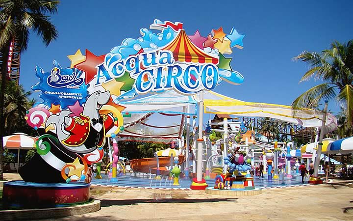Aqua Circo no Beach Park Aqua Circo no Beach Park