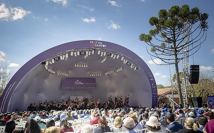 Palco no Festival de Campos do Jordão