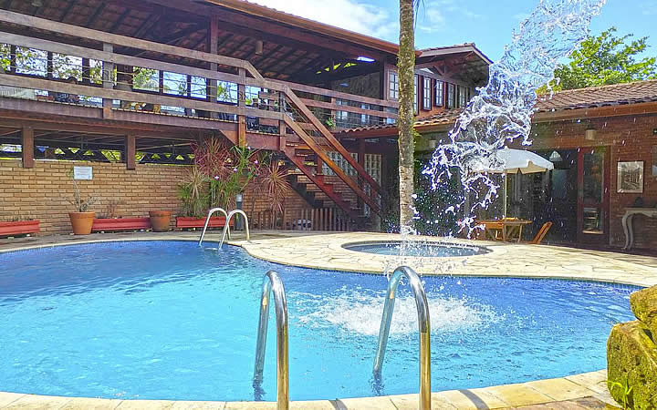 Piscina da Pousada Enseada dos Búzios Piscina da Pousada Enseada dos Búzios