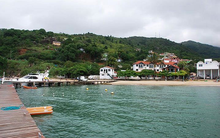 Porto na Praia de Calheiros Porto na Praia de Calheiros