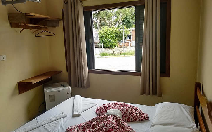 Quarto na Pousada Edson Quarto na Pousada Edson