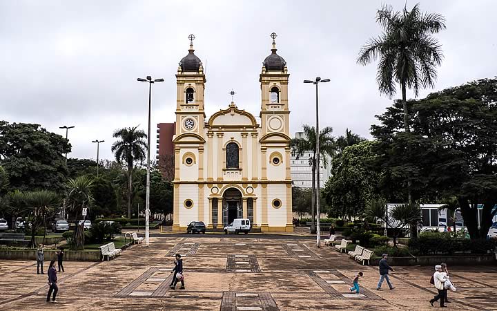 Catedral do Divino Espírito Santo Catedral do Divino Espírito Santo