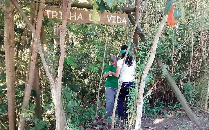 Pessoas na Trilha da vida Pessoas na Trilha da vida - Trilhas em São Paulo