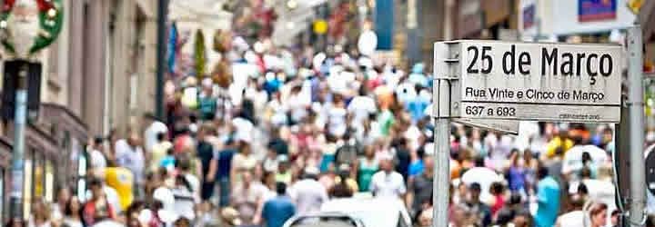 Rua 25 de março em São Paulo Rua 25 de março em São Paulo