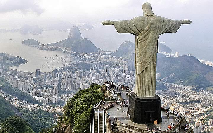 Vista do Cristo redentor para o Pão de açúcar Vista do Cristo redentor para o Pão de açúcar