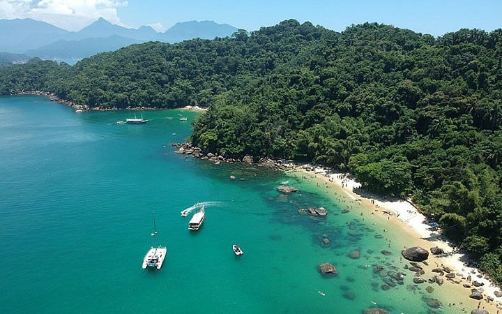 Visão no Topo da Ilha das Couves Visão no Topo da Ilha das Couves