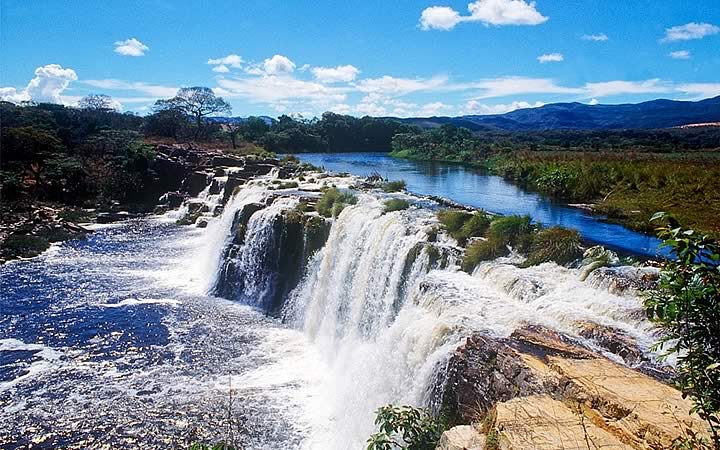 Cachoeira Grande - Cachoeiras em Minas Gerais Cachoeira Grande - Cachoeiras em Minas Gerais