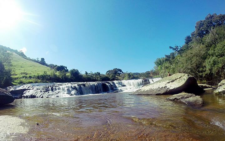 Cachoeira do Itaúna em Baependi Cachoeira do Itaúna em Baependi