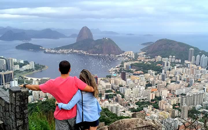 Casal no Mirante Dona Marta Casal no Mirante Dona Marta