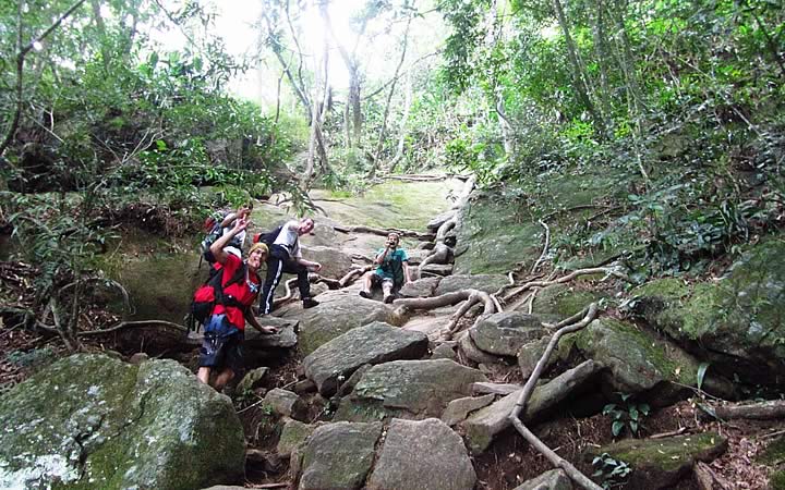 Escalada no parque Nacional da Tijuca Escalada no parque Nacional da Tijuca