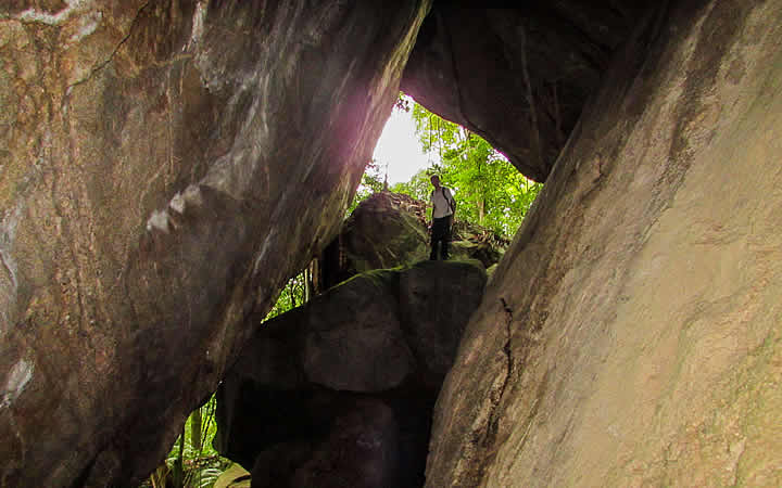 Grutas no Parque Nacional da Tijuca Grutas no Parque Nacional da Tijuca