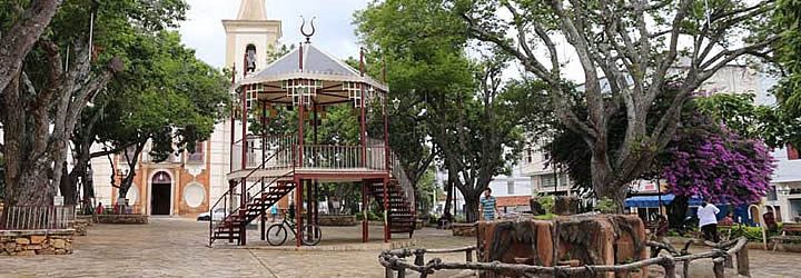 Praça Matriz de Baependi Praça Matriz de Baependi