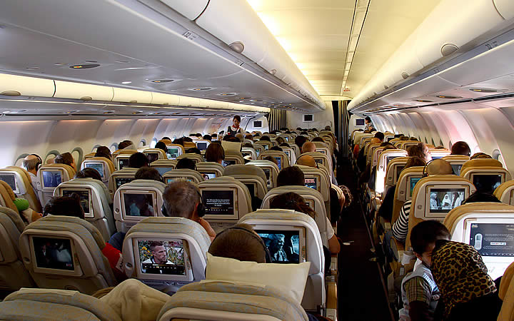Assento no fundo da aeronave Assento no fundo da aeronave