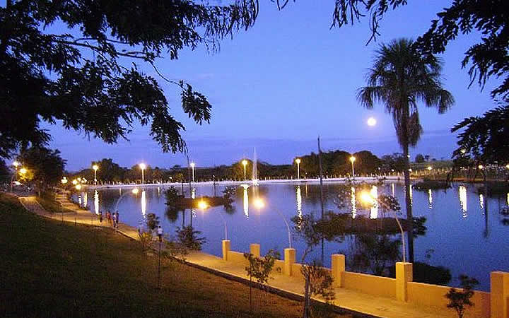 Lagoa em Goiatuba