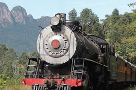 Trem no Rio Negrinho