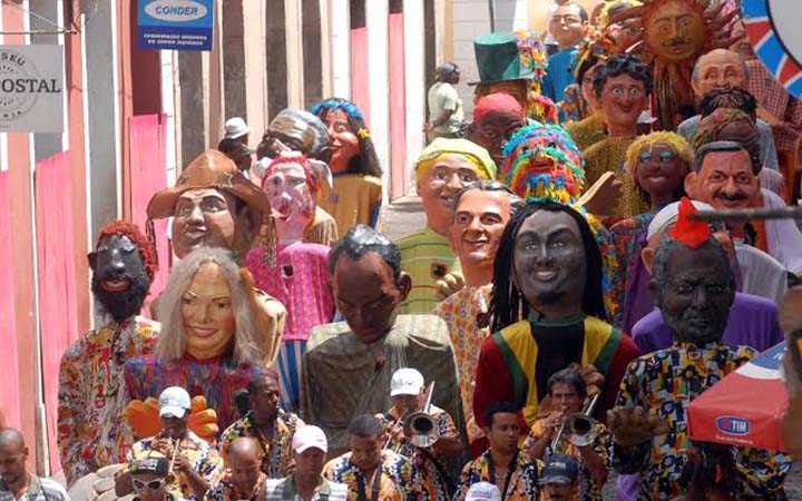 Bonecos gigantes no carnaval de Salvador Bonecos gigantes no carnaval de Salvador