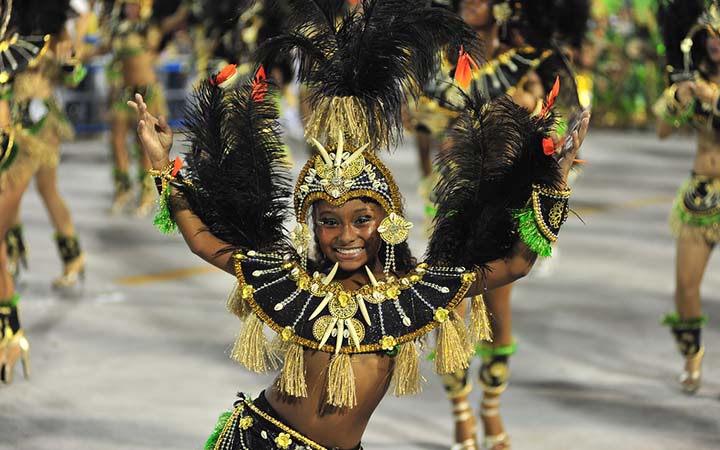 Carnaval de Sapucai - Criança fantasiada