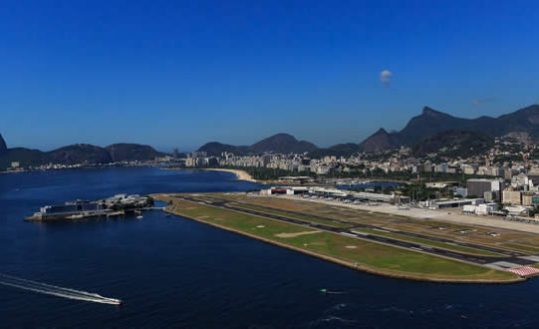 Vista pista Aeroporto Santos Dumont Vista pista Aeroporto Santos Dumont