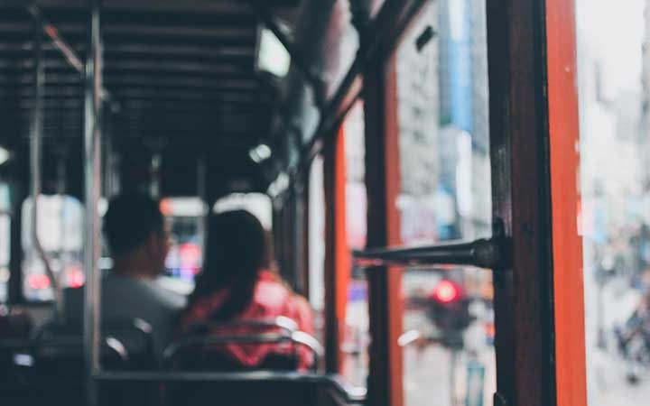 Ônibus com passageiros