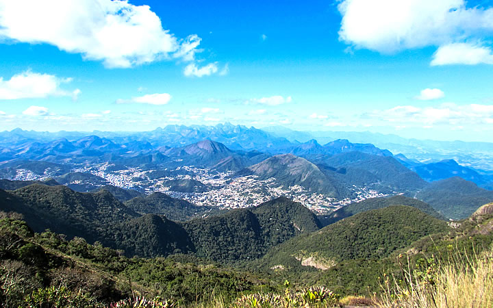Vista do Mirante do Abrigo em Teresópolis Vista do Mirante do Abrigo em Teresópolis
