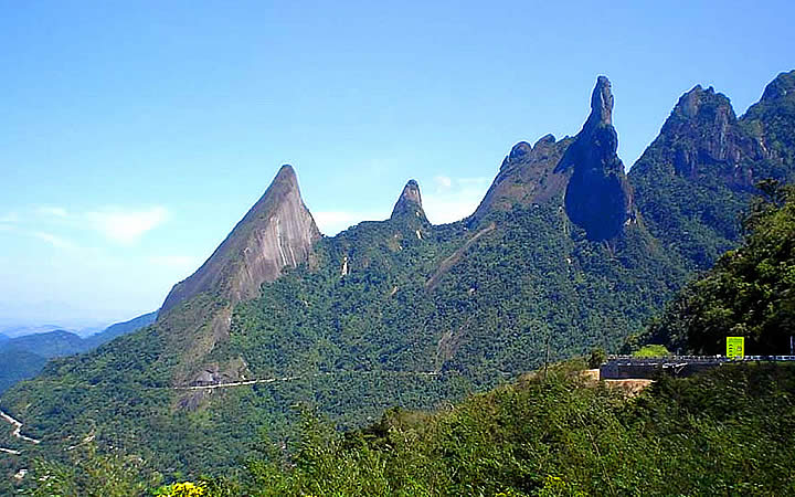 Picos no Parque Nacional da Serra dos Órgãos Picos no Parque Nacional da Serra dos Órgãos