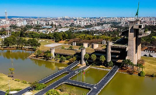 Vista aérea do Palácio dos Tropeiros em Sorocaba