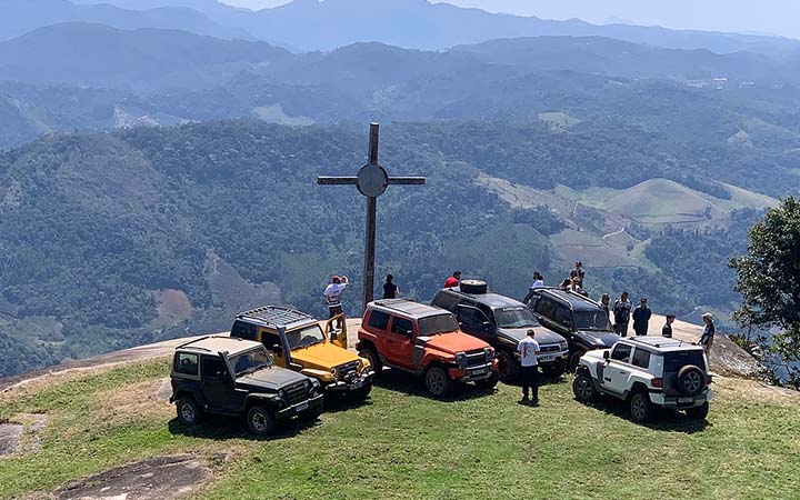 Passeio nas montanhas com 4x4 Passeio nas montanhas com 4x4