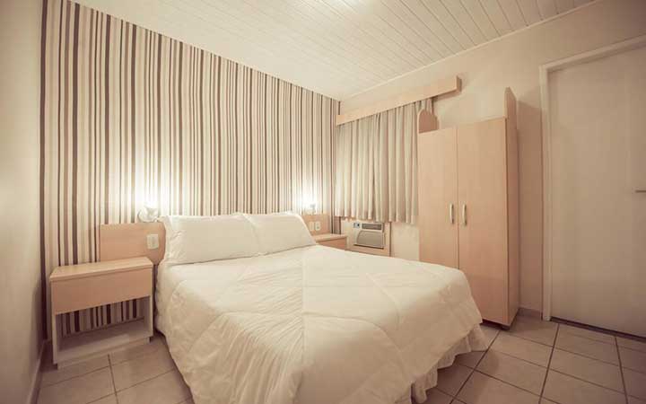 Cama do Hotel Treviso Cama do Hotel Treviso