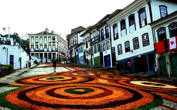 Tapete Páscoa Ouro Preto Tapete Páscoa Ouro Preto