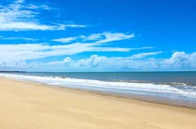 Orla da Praia de Novo Prado Praias no Sul da Bahia