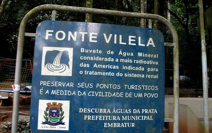 Placa indicativa fonte Vilela