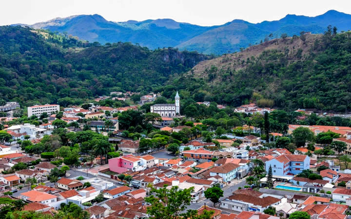 Vista aérea casas na cidade Águas da Prata SP Vista aérea casas na cidade Águas da Prata SP