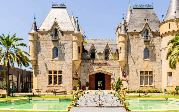 Castelo de Itaipava Petrópolis Castelo de Itaipava Petrópolis - Castelos no Brasil