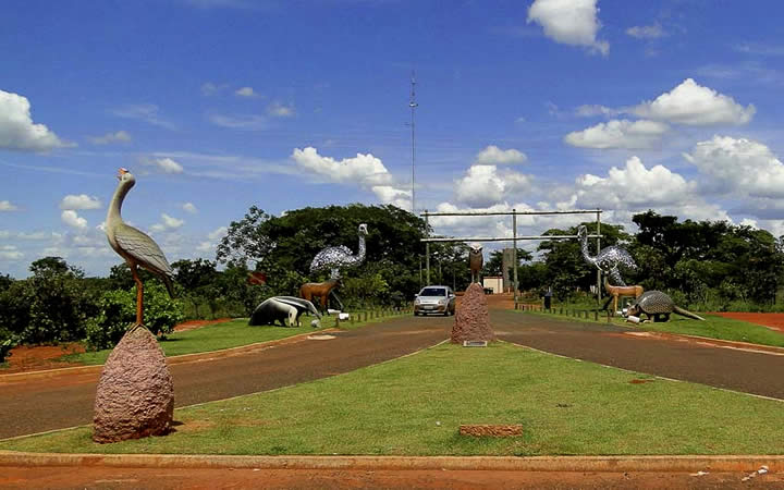 Entrada Parque Nacional das Emas Entrada Parque Nacional das Emas