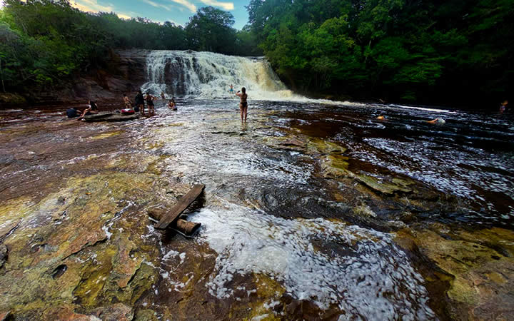 Cachoeira de Miracema Presidente Figueiredo Cachoeira de Miracema Presidente Figueiredo