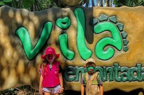 Crianças na Vila Encantada
