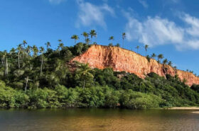 Fonte: Praia do Taipe